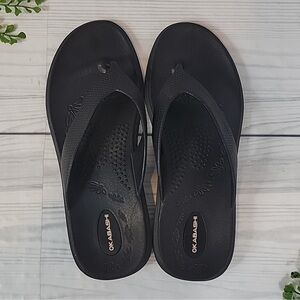 OKABASHI Women’s Maui Flip Sandals Black Size M/L